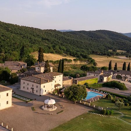 La Bagnaia Golf Resort Экстерьер фото