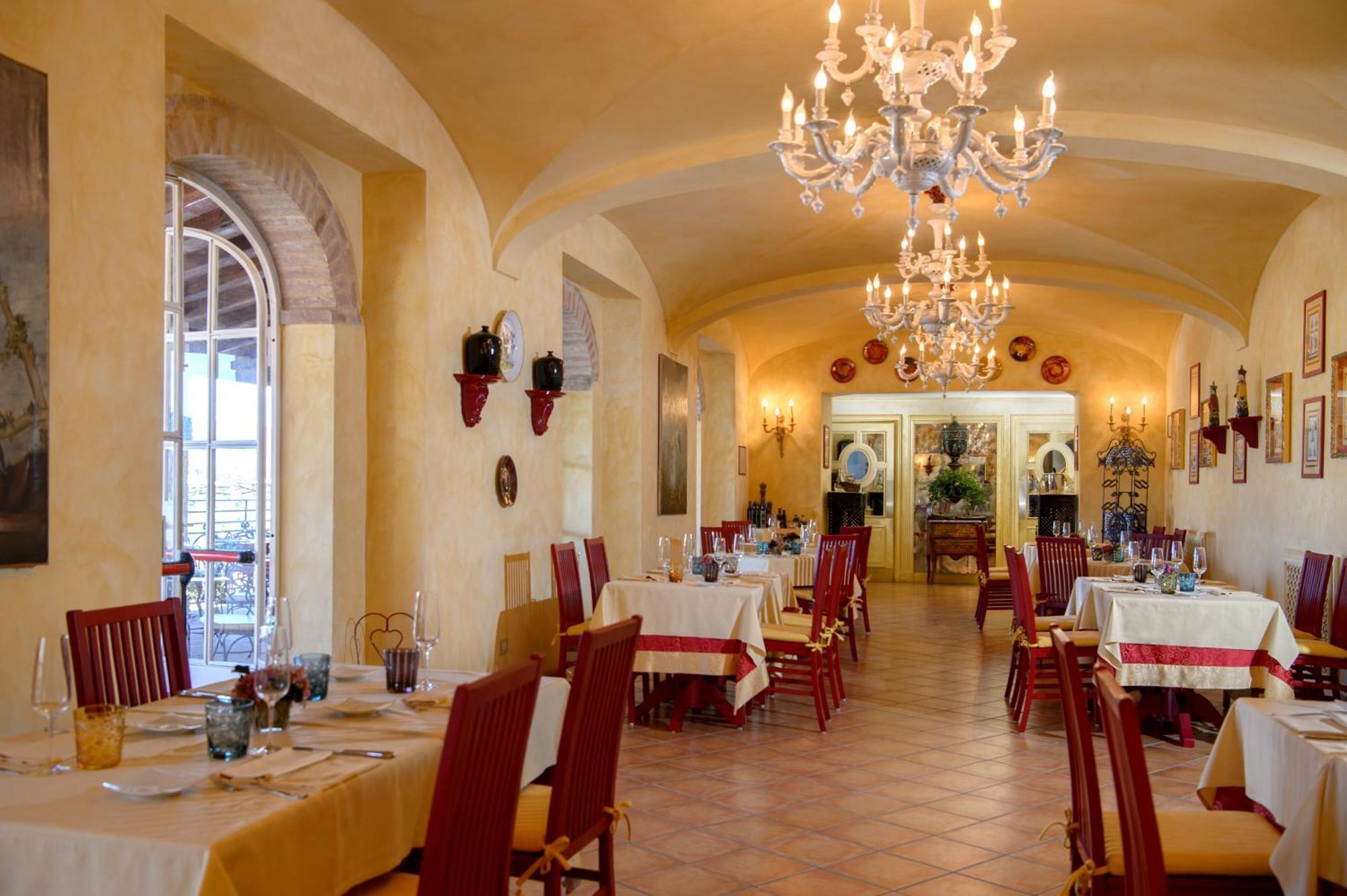 La Bagnaia Golf Resort Экстерьер фото