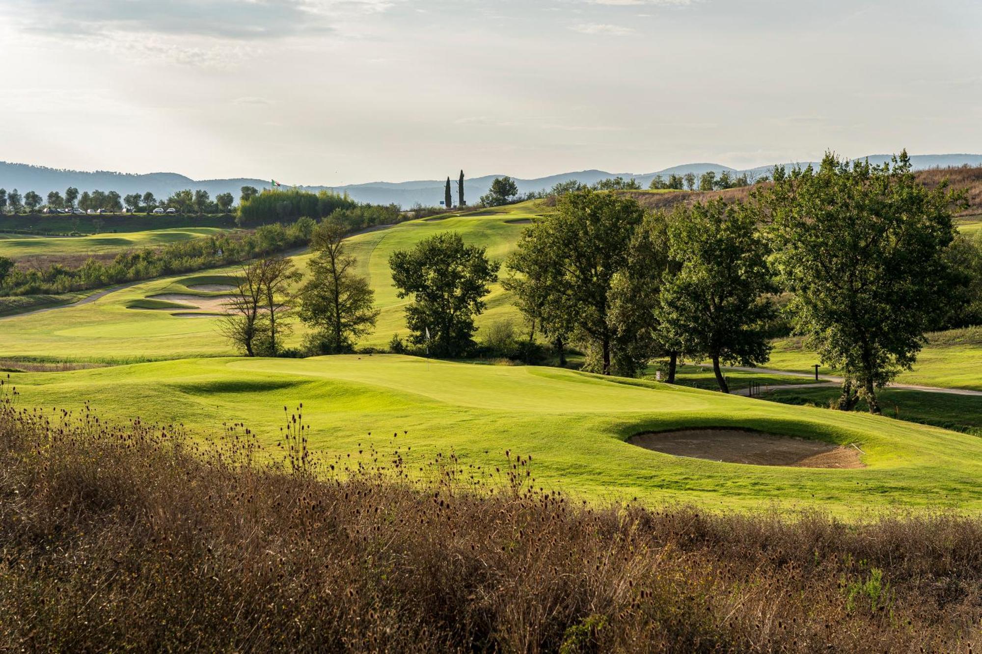 La Bagnaia Golf Resort Экстерьер фото