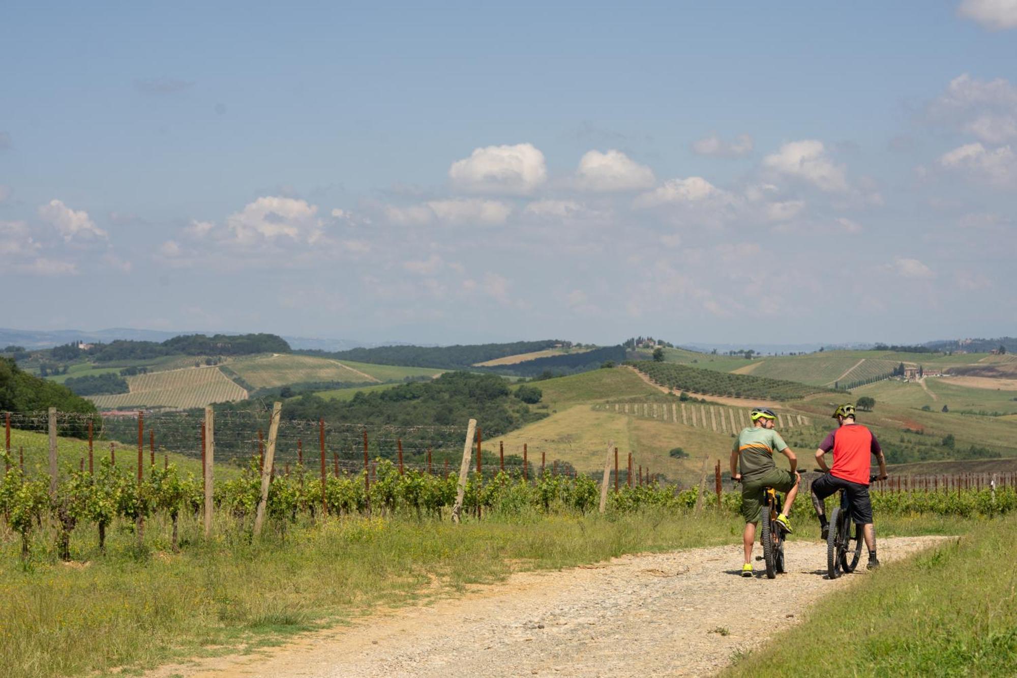 La Bagnaia Golf Resort Экстерьер фото